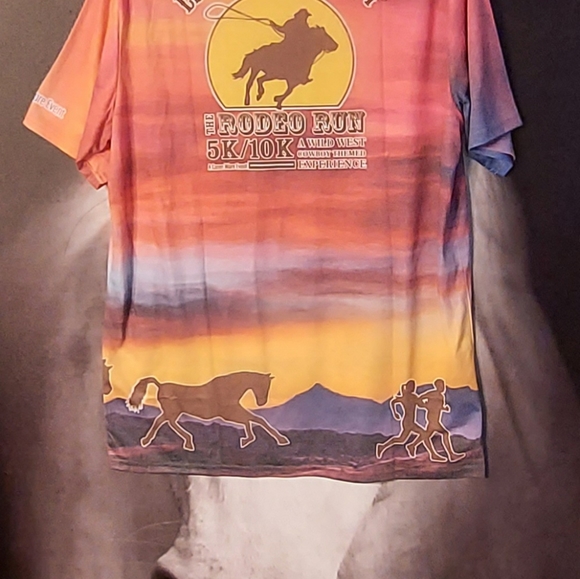 Always advancing T shirt 👕 - Picture 3 of 4